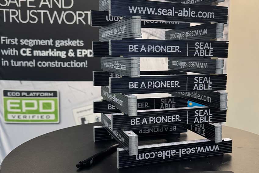 Zollstockturm mit SEALABLE Aufschrift